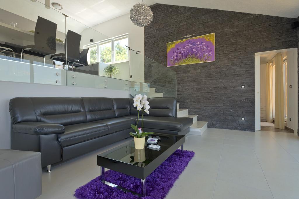 Апартаменти Deluxe Jelsa Єлса Номер фото